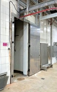 Откатная холодильная дверь 